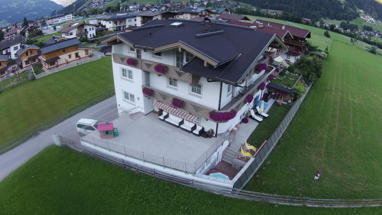 Appartements Olympia Mayrhofen Exterior foto